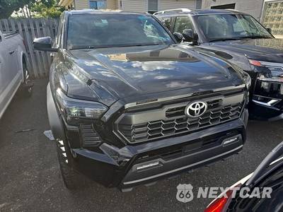 2024 Toyota Tacoma TRD Off-Road Crew Cab Medium Bed - zdjęcie 2 z 22 - miniatura