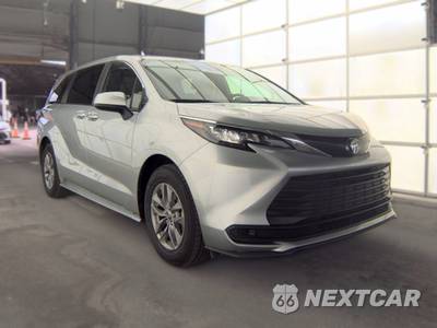 2025 Toyota Sienna LE 8-Passenger 120.5" WB - zdjęcie 3 z 39 - miniatura