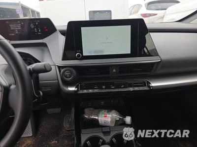 2025 Toyota Prius LE - zdjęcie 11 z 28 - miniatura