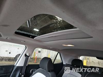 2025 Hyundai Venue SEL - zdjęcie 18 z 24 - miniatura