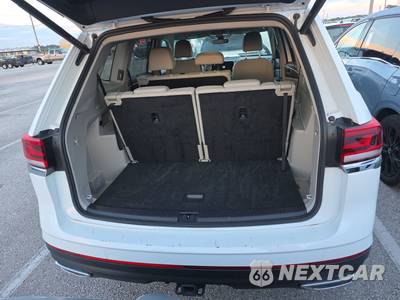 2025 Volkswagen Atlas 2.0T SE w/Technology - zdjęcie 17 z 27 - miniatura