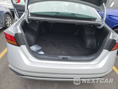 2025 Nissan Altima SV - zdjęcie 16 z 28 - miniatura