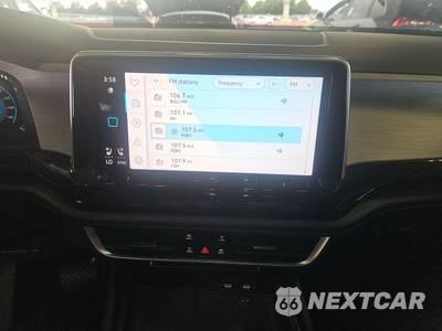 2025 Volkswagen Atlas Cross Sport 2.0T SE w/Technology - zdjęcie 11 z 32 - miniatura