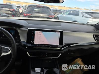 2025 Volkswagen Atlas Cross Sport 2.0T SE w/Technology - zdjęcie 11 z 27 - miniatura