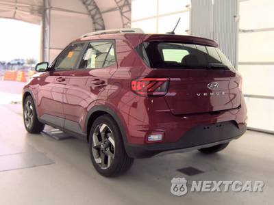 2025 Hyundai Venue SEL - zdjęcie 6 z 30 - miniatura