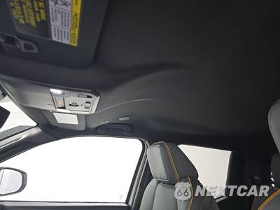 2026 Toyota Tacoma i-FORCE MAX Trailhunter Crew Cab Long Bed - zdjęcie 17 z 20 - miniatura