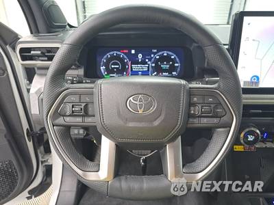 2026 Toyota Tacoma i-FORCE MAX Trailhunter Crew Cab Long Bed - zdjęcie 10 z 20 - miniatura