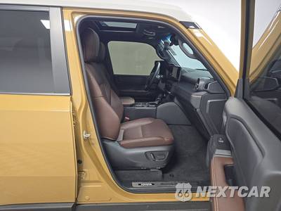 2025 Toyota Land Cruiser - zdjęcie 8 z 21 - miniatura