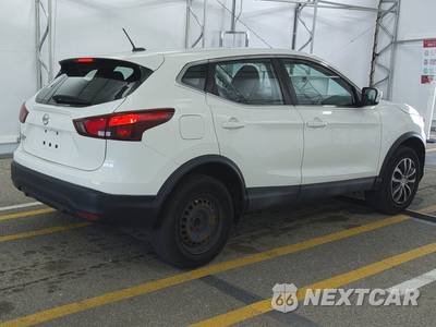 2017 Nissan Rogue Sport S - zdjęcie 4 z 34 - miniatura