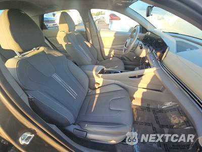 2025 Hyundai Elantra SEL Convenience - zdjęcie 8 z 22 - miniatura