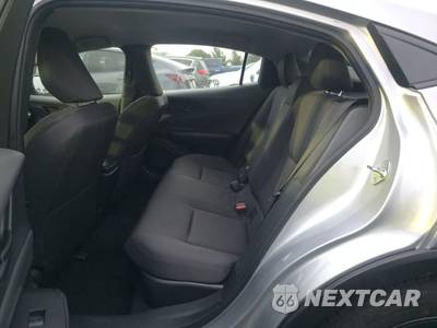 2025 Toyota Prius LE - zdjęcie 13 z 26 - miniatura