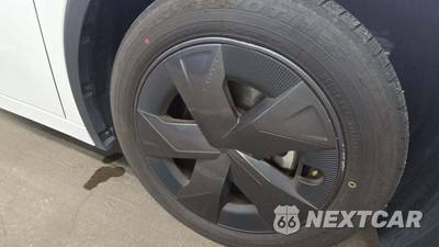2025 Toyota Prius LE - zdjęcie 29 z 32 - miniatura