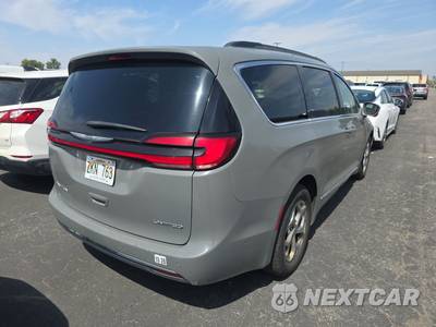 2022 Chrysler Pacifica Limited 121.6" WB - zdjęcie 4 z 19 - miniatura