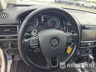 2012 Volkswagen Touareg TDI Sport w/Navigation - zdjęcie 10 z 18 - miniatura