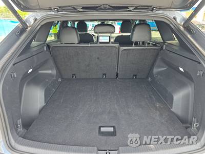 2025 Volkswagen Atlas Cross Sport 2.0T SE w/Technology - zdjęcie 16 z 24 - miniatura