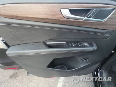 2025 Volkswagen Atlas 2.0T SEL - zdjęcie 9 z 22 - miniatura