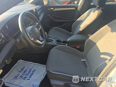 2025 Volkswagen Jetta Sport - zdjęcie 7 z 22 - miniatura