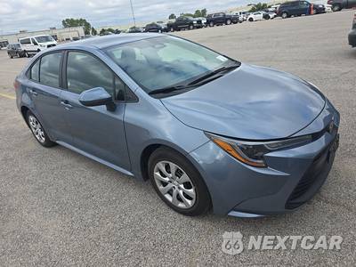 2026 Toyota Corolla LE Sedan - zdjęcie 3 z 33 - miniatura