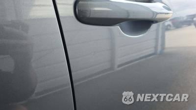 2026 Toyota Corolla LE Sedan - zdjęcie 25 z 33 - miniatura