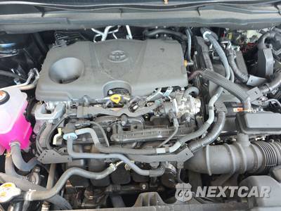 2025 Toyota Sienna LE 8-Passenger 120.5" WB - zdjęcie 16 z 23 - miniatura