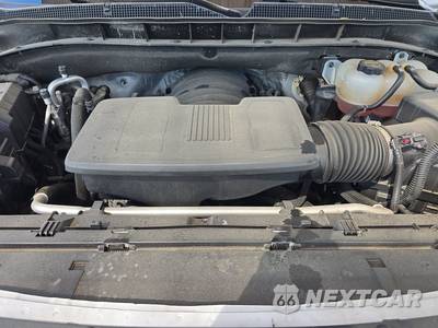 2025 Chevrolet Suburban Z71 2Z7 - zdjęcie 16 z 23 - miniatura