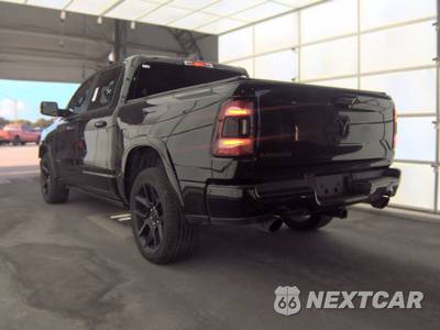 2022 Ram 1500 Laramie Crew Cab Short Bed - zdjęcie 6 z 28 - miniatura