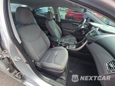 2013 Hyundai Elantra GLS Sedan - zdjęcie 8 z 24 - miniatura