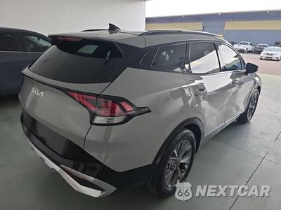2025 Kia Sportage SX - zdjęcie 4 z 18 - miniatura