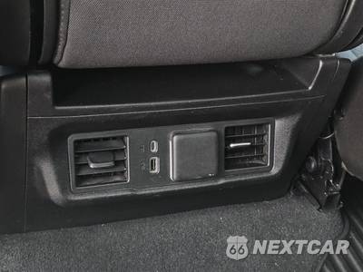 2025 Chevrolet Silverado 2500HD LT Crew Cab Long Bed 1LT - zdjęcie 32 z 33 - miniatura