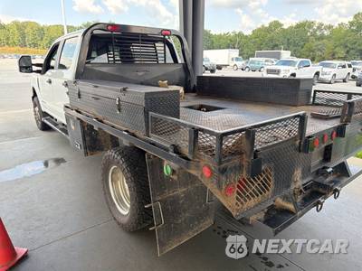 2019 Ford Super Duty F-350 Cab Chassis XL Crew Cab DRW - zdjęcie 4 z 9 - miniatura