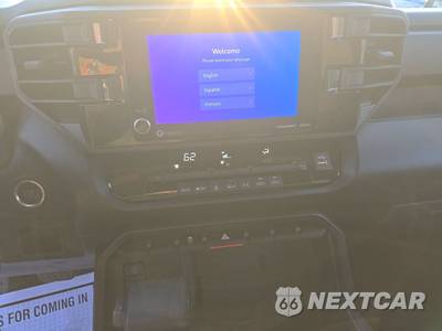2024 Toyota Tundra SR Crew Cab Short Bed - zdjęcie 11 z 22 - miniatura