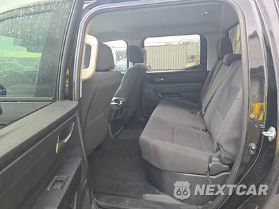 2023 Toyota Tundra SR5 Crew Cab Short Bed - zdjęcie 13 z 22 - miniatura