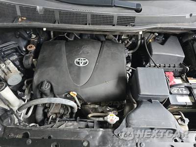 2017 Toyota Sienna XLE 7-Passenger 119.3" WB - zdjęcie 16 z 27 - miniatura