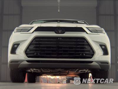 2026 Toyota Grand Highlander Limited - zdjęcie 3 z 26 - miniatura