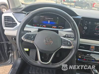2025 Volkswagen Taos SE - zdjęcie 10 z 29 - miniatura