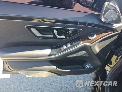 2023 Mercedes-Benz Maybach S 680 4MATIC - zdjęcie 9 z 21 - miniatura