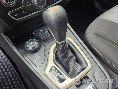 2018 Jeep Cherokee Latitude - zdjęcie 15 z 32 - miniatura