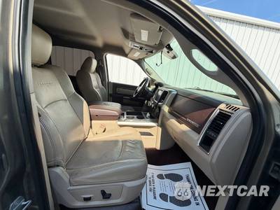 2014 Ram 1500 Laramie Crew Cab Short Bed - zdjęcie 43 z 59 - miniatura