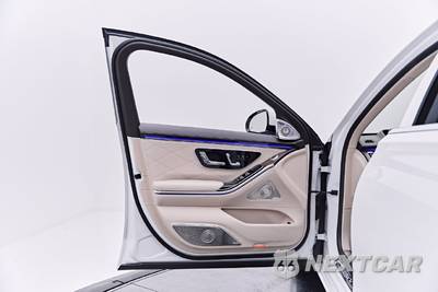 2026 Mercedes-Benz Maybach S 680 4MATIC - zdjęcie 39 z 50 - miniatura