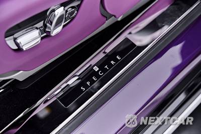2024 Rolls-Royce Spectre - zdjęcie 35 z 50 - miniatura