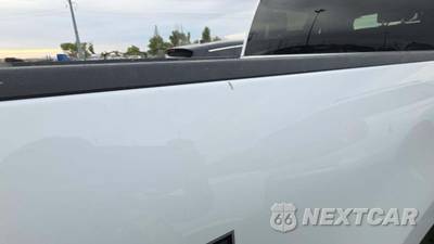 2025 Ford Super Duty F-250 Lariat Crew Cab Medium Bed - zdjęcie 22 z 23 - miniatura