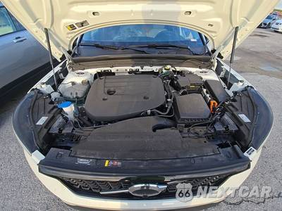 2026 Volvo XC40 B5 Ultra - zdjęcie 11 z 15 - miniatura