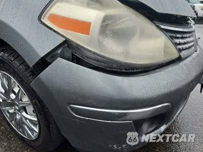 2009 Nissan Versa 1.8 S Hatchback - zdjęcie 40 z 43 - miniatura