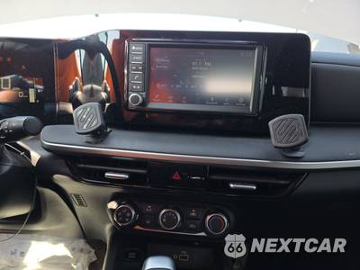 2025 Nissan Kicks S - zdjęcie 11 z 37 - miniatura