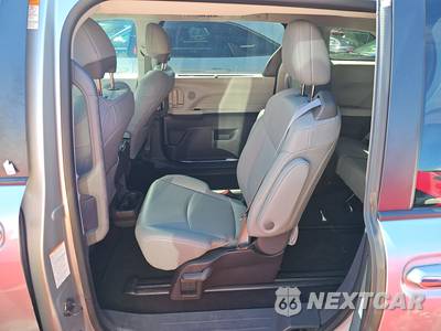 2022 Toyota Sienna XLE 7-Passenger 120.5" WB - zdjęcie 13 z 28 - miniatura
