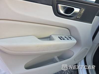 2024 Volvo XC60 B5 Plus Dark Theme - zdjęcie 9 z 20 - miniatura