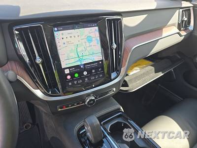 2024 Volvo S60 Recharge Plug-In Hybrid T8 Plus Dark Theme - zdjęcie 11 z 23 - miniatura