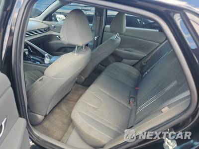 2024 Hyundai Elantra SEL - zdjęcie 13 z 27 - miniatura