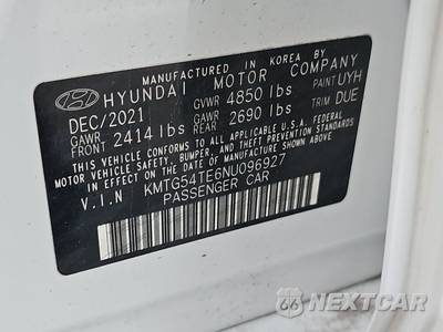 2022 Genesis G70 3.3T Standard - zdjęcie 14 z 22 - miniatura