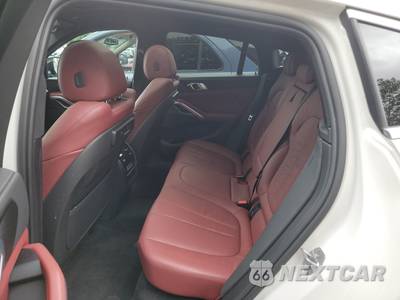 2022 BMW X6 Sports Activity Coupe xDrive40i - zdjęcie 13 z 39 - miniatura
